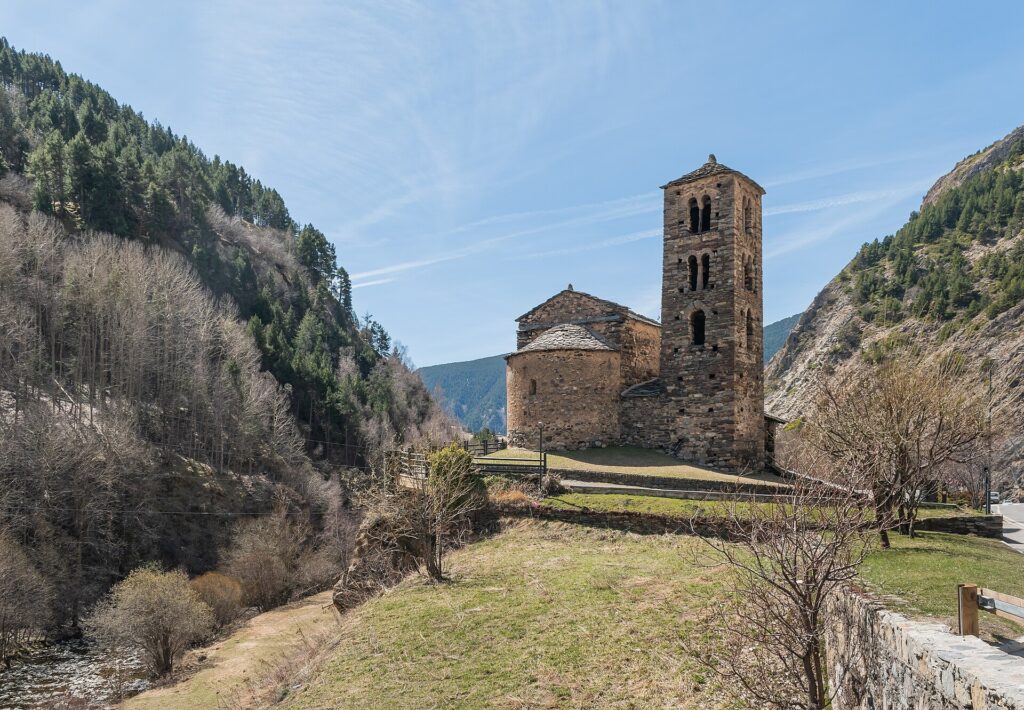 Iglesia románica de Sant Joan de Caselles, en Canillo