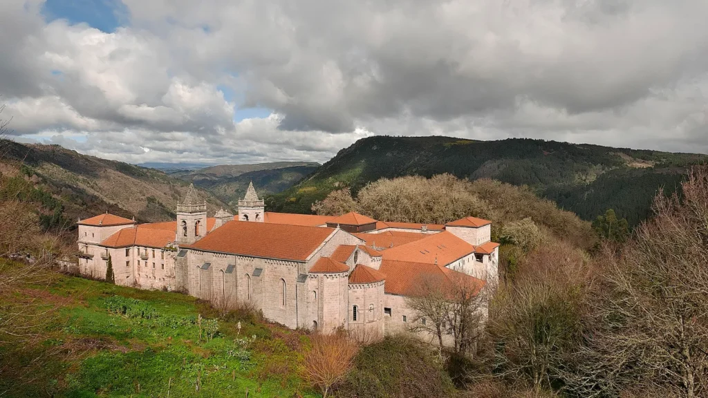 Monasterio de Santo Estevo, uno de los paradores románticos de la Ribeira Sacra