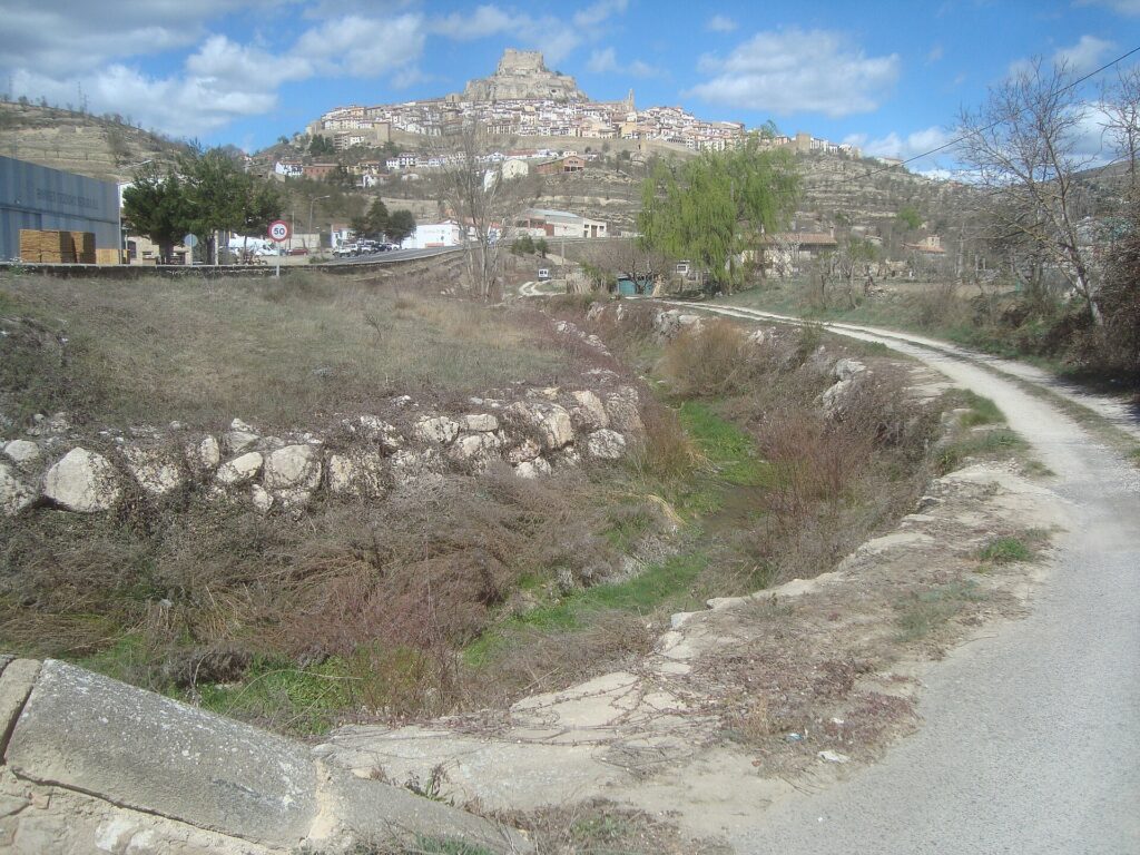 Panorámica de Morella con su castillo y murallas